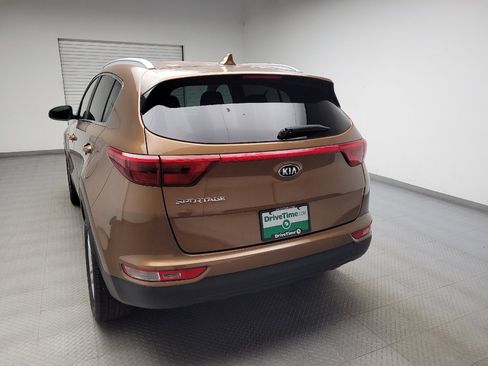 Used 2018 Kia Sportage LX w/ LX Popular Package AWD/4WD image 6