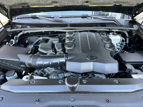 Used 2017 Toyota 4Runner SR5 Premium image 15