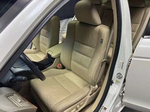 Used 2010 Honda Accord EX-L image 30