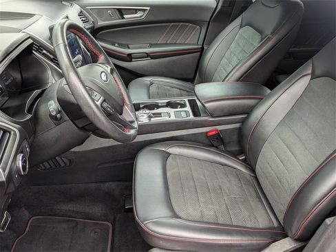 Used 2023 Ford Edge ST-Line image 11