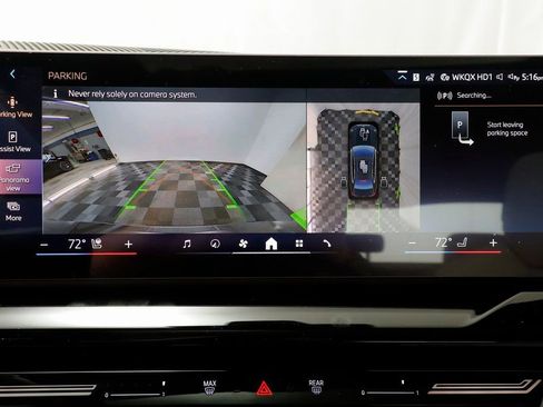 New 2026 BMW 530i xDrive w/ Premium Package AWD/4WD image 12