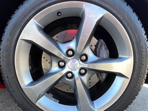 Used 2014 Chevrolet Camaro SS w/ RS Package RWD image 11