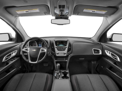 Used 2016 Chevrolet Equinox LT image 9
