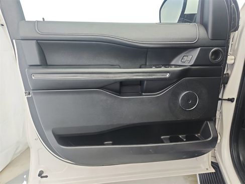 Used 2019 Ford Expedition XLT w/ Equipment Group 202A image 21
