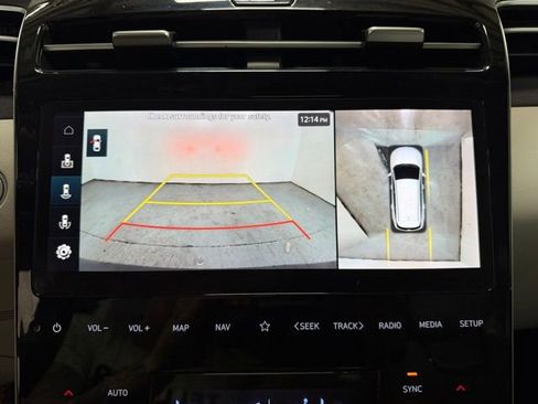 Used 2024 Hyundai Tucson Limited FWD image 19