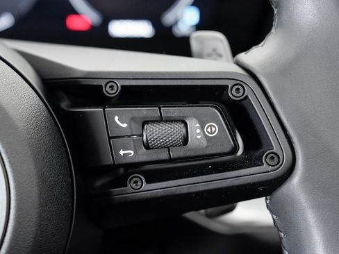 Used 2024 Porsche Cayenne image 13