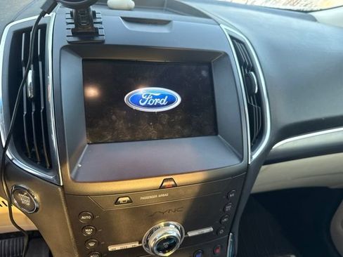 Used 2020 Ford Edge Titanium w/ Equipment Group 301A FWD image 6