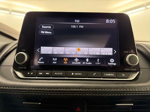 Used 2023 Nissan Rogue SV w/ SV Premium B Package image 51