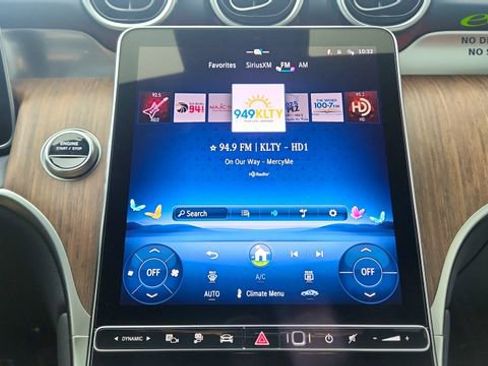Used 2025 Mercedes-Benz GLC 350e 4MATIC w/ AMG Line image 50