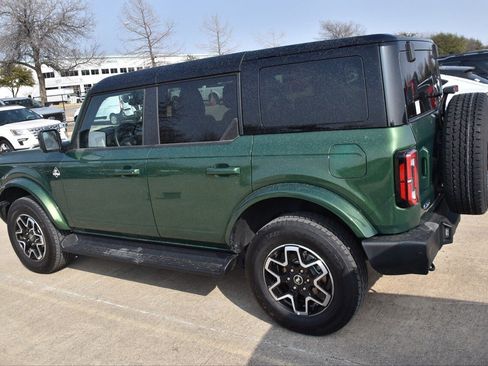 Used 2025 Ford Bronco Outer Banks image 8