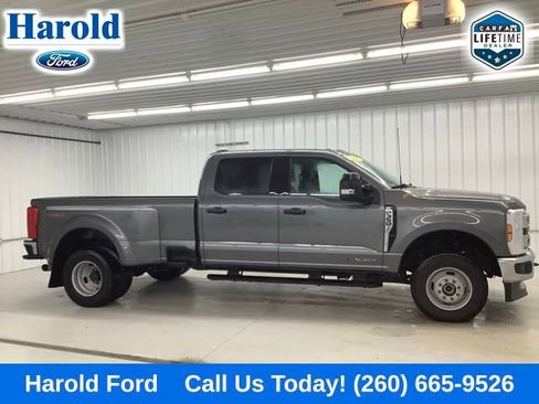 Used 2025 Ford F350 XLT image 7