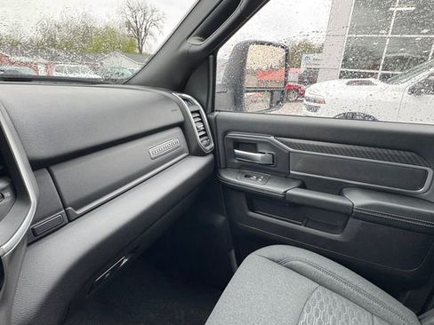 New 2026 RAM 2500 Big Horn AWD/4WD image 40