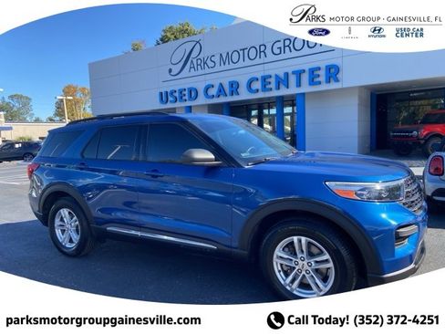 Certified 2020 Ford Explorer XLT image 1