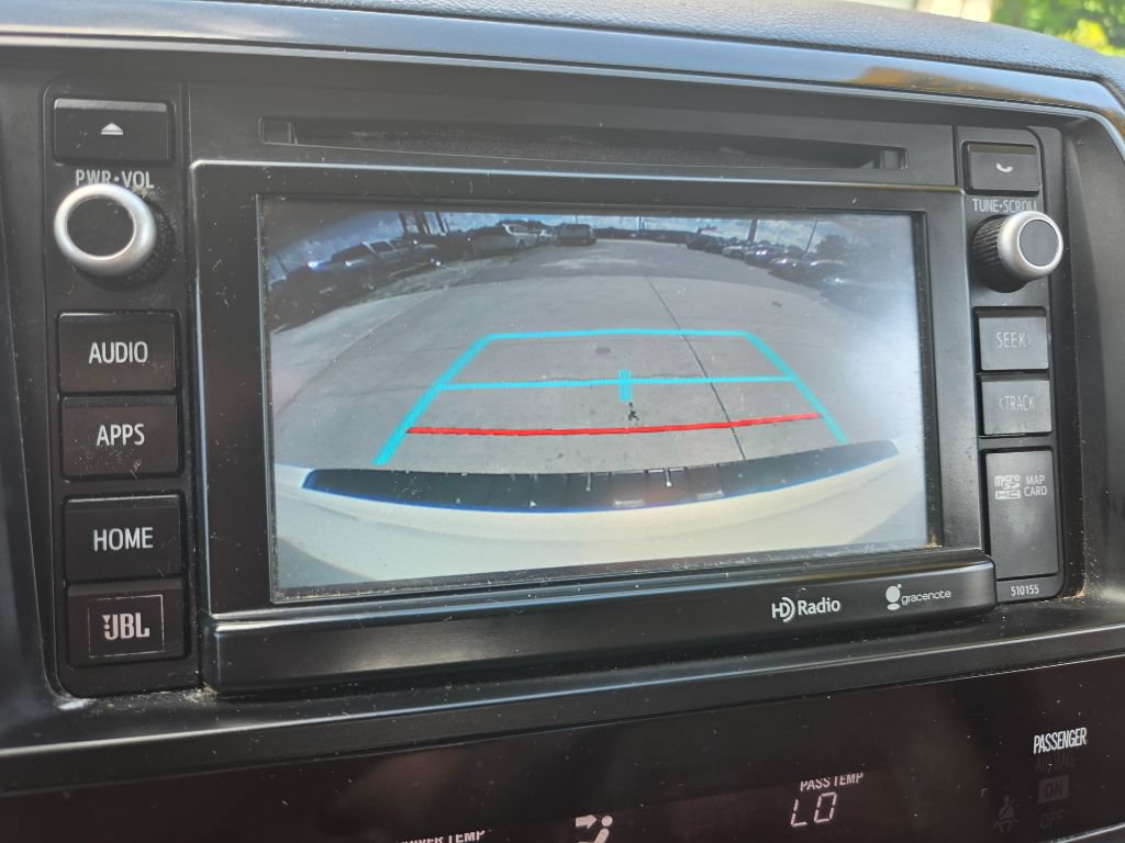 Used 2016 Toyota Sequoia Platinum RWD image 27