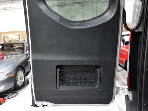 Used 2021 Mercedes-Benz Sprinter 2500 image 47