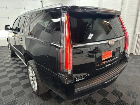 Used 2019 Cadillac Escalade ESV Premium Luxury AWD/4WD image 7