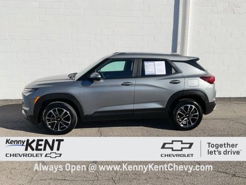 Used 2025 Chevrolet TrailBlazer LT image 28