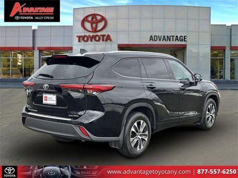 Certified 2020 Toyota Highlander XLE image 7