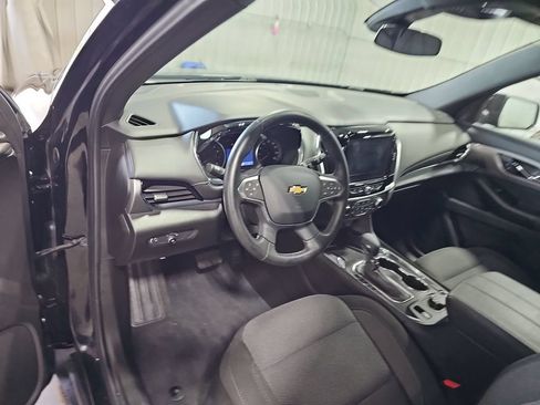 Used 2023 Chevrolet Traverse LT AWD/4WD image 16
