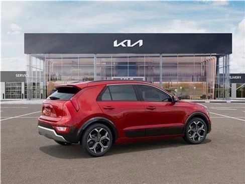 New 2025 Kia Niro EX Touring image 32