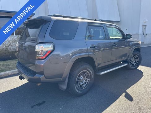 Used 2020 Toyota 4Runner Venture w/ Moonroof Package image 2