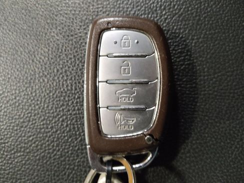 Used 2018 Hyundai Sonata Limited FWD image 32