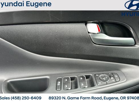 Used 2021 Hyundai Santa Fe Limited image 12