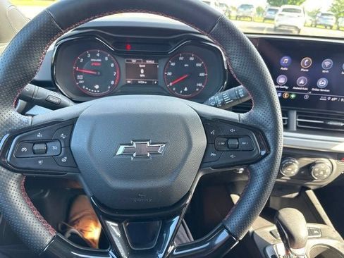 Used 2024 Chevrolet Trax RS w/ Driver Confidence Package FWD image 25