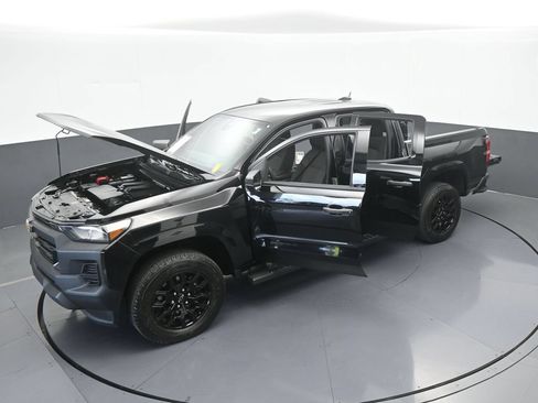Used 2025 Chevrolet Colorado W/T w/ WT Custom Package RWD image 65