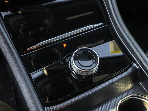 New 2025 Jeep Grand Cherokee Altitude image 21