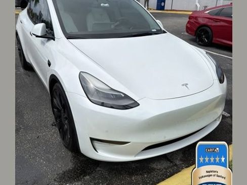 Used 2022 Tesla Model Y Performance AWD/4WD image 1