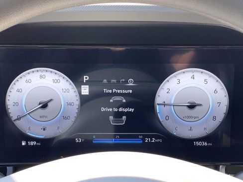 Used 2024 Hyundai Elantra SEL image 19