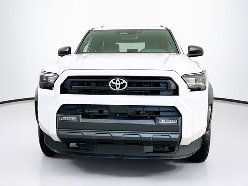 Used 2025 Toyota 4Runner SR5 image 2