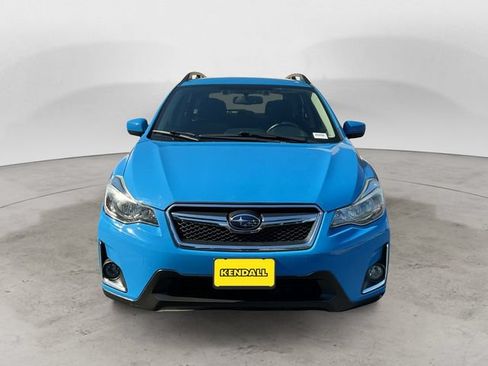 Used 2016 Subaru Crosstrek 2.0i Premium AWD/4WD image 2