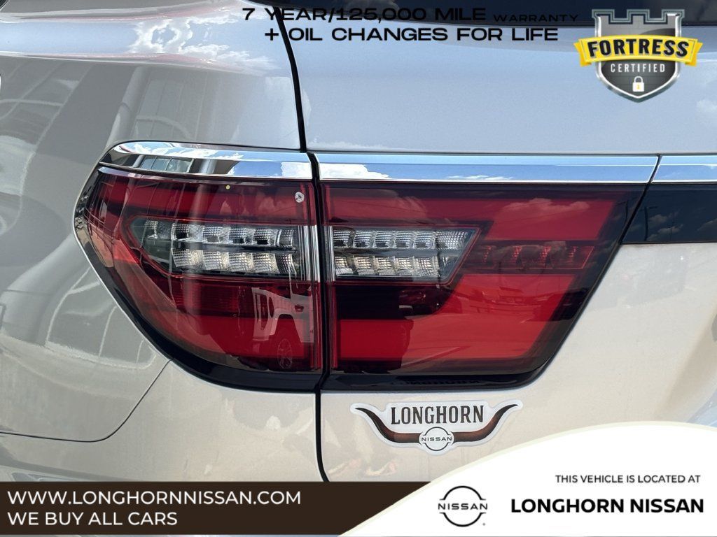 Used 2023 Nissan Armada SV w/ Cargo Package RWD image 6