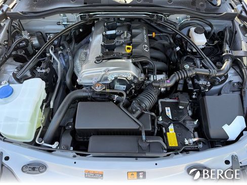 New 2026 MAZDA MX-5 Miata Club w/ Weather Package RWD image 24