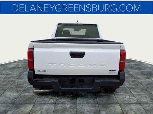 Used 2025 Toyota Tacoma SR image 4