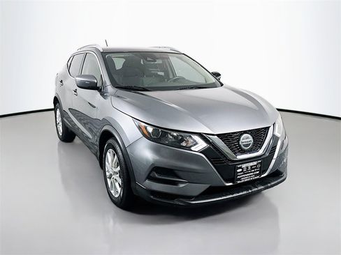 Certified 2020 Nissan Rogue Sport SV image 1