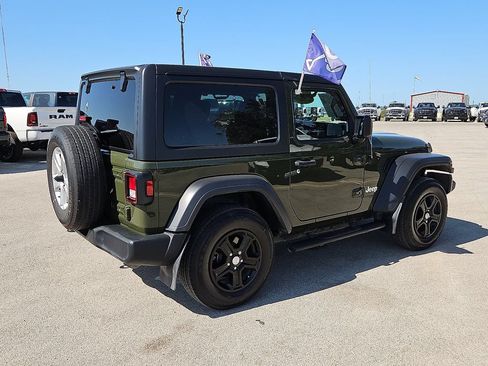 Used 2021 Jeep Wrangler Sport AWD/4WD image 8