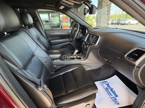 Used 2018 Jeep Grand Cherokee Limited AWD/4WD image 29