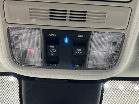 New 2026 Honda Odyssey EX-L image 22