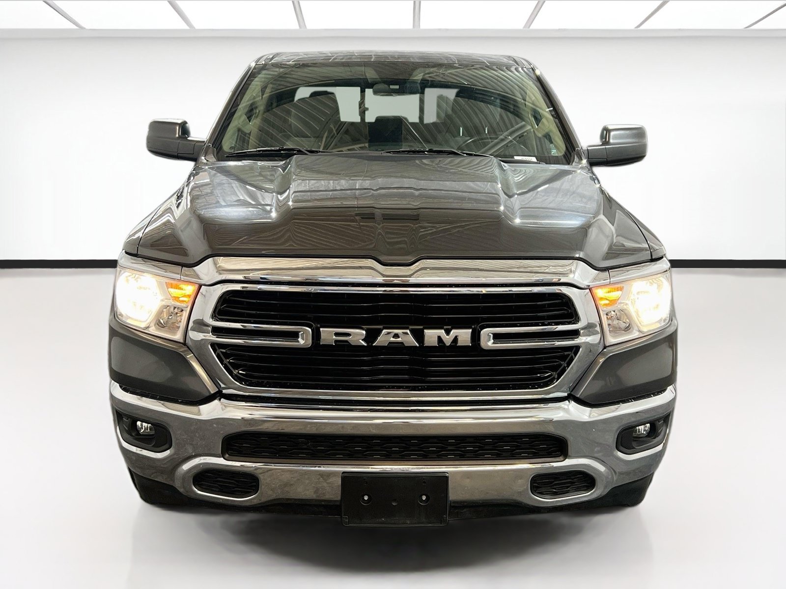 Used 2019 RAM 1500 Big Horn RWD image 2