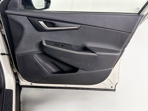 Used 2024 Kia EV6 Light image 32