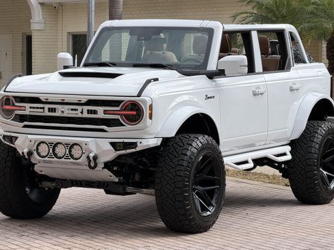 Used 2025 Ford Bronco Outer Banks image 10