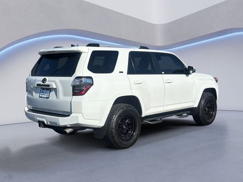 Used 2021 Toyota 4Runner SR5 Premium w/ Moonroof Package AWD/4WD image 5