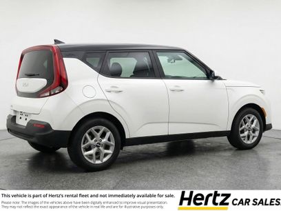 Used 2025 Kia Soul LX w/ LX Technology Package