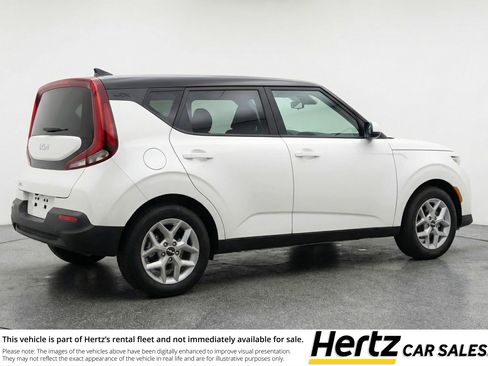 Used 2025 Kia Soul LX w/ LX Technology Package image 1