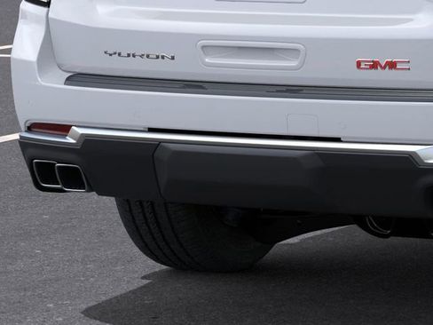 New 2026 GMC Yukon Denali w/ Sun & Power Step Package image 14