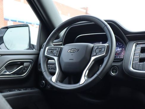 Used 2023 Chevrolet Suburban Z71 w/ Luxury Package image 54