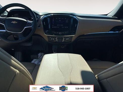 Used 2023 Chevrolet Traverse Premier AWD/4WD image 12